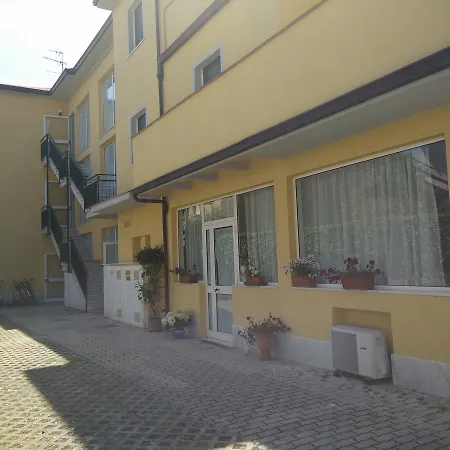 Aparthotel Il Castelluccio *